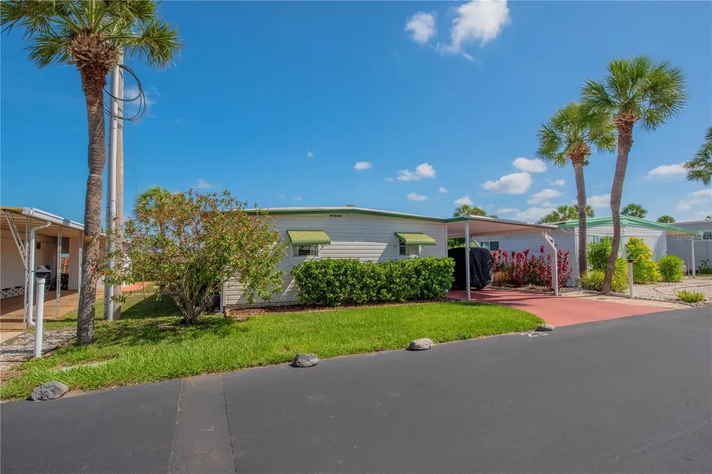 4851 W Gandy Boulevard Tampa FL 33611