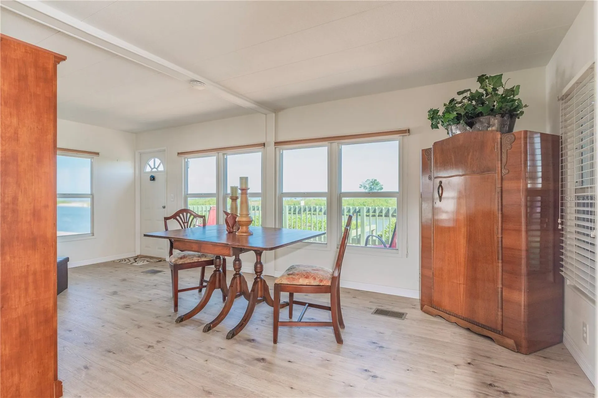 4851 W Gandy Boulevard Tampa FL 33611