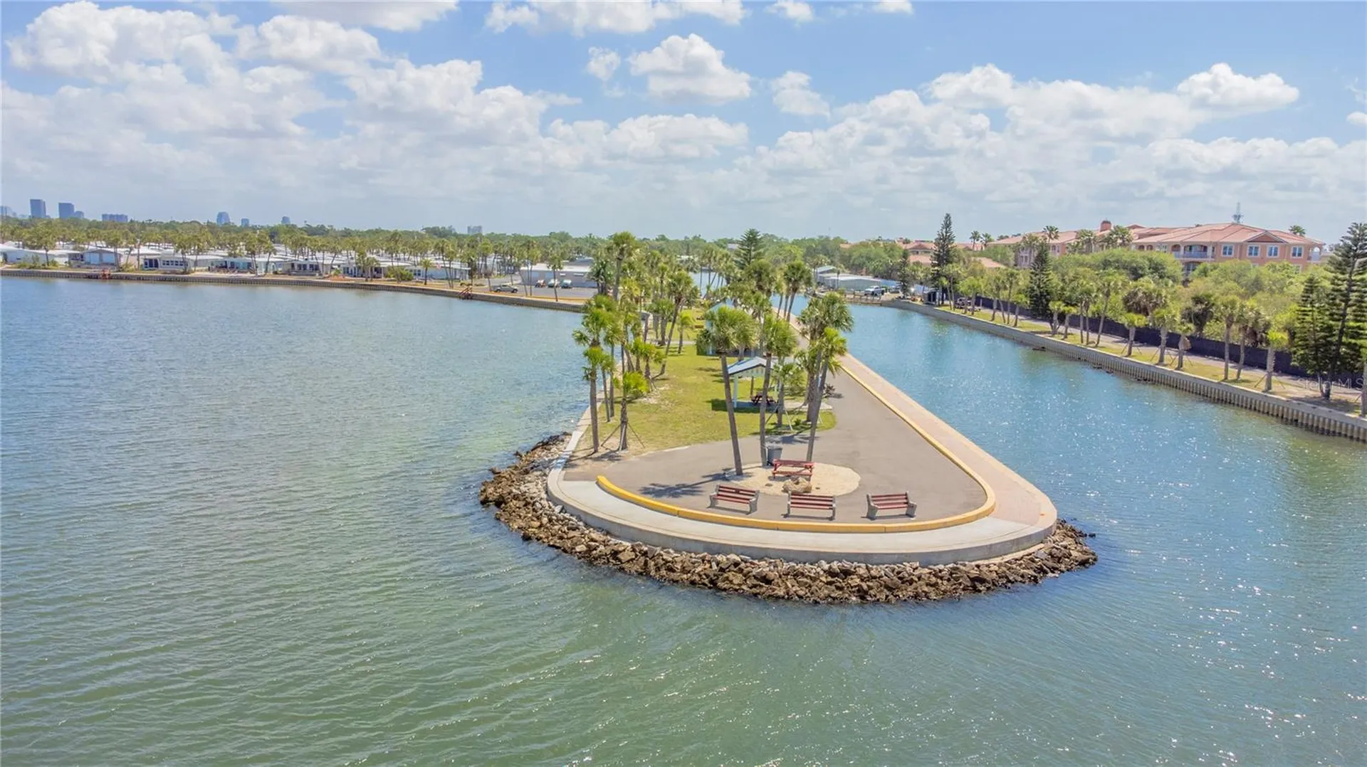 4851 W Gandy Boulevard Tampa FL 33611