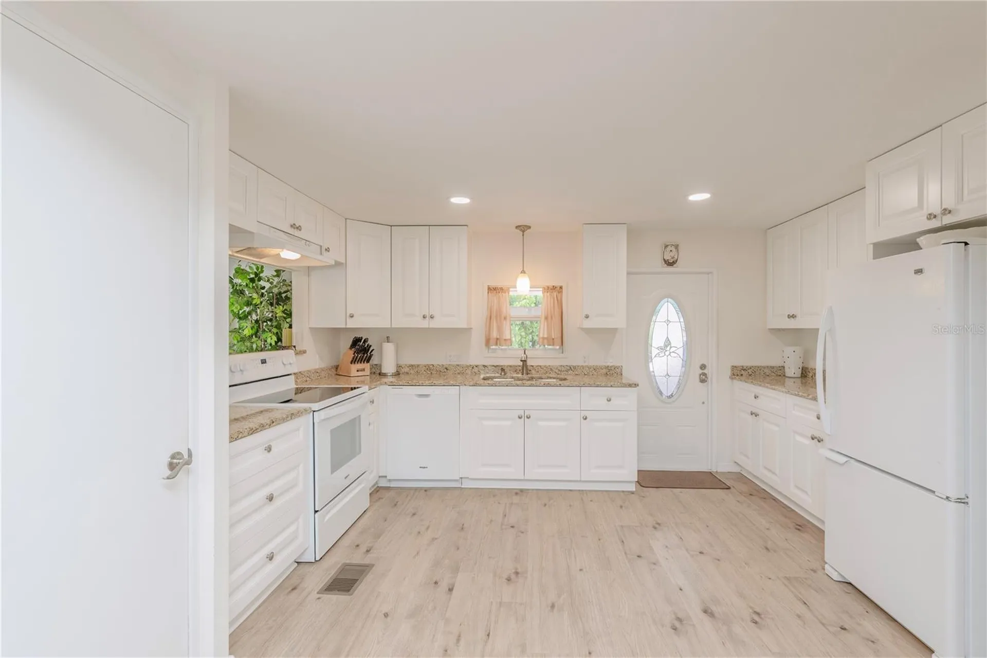 4851 W Gandy Boulevard Tampa FL 33611