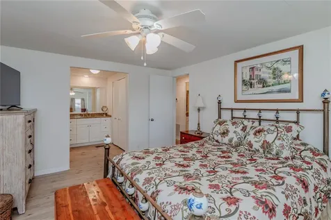 4851 W Gandy Boulevard Tampa FL 33611