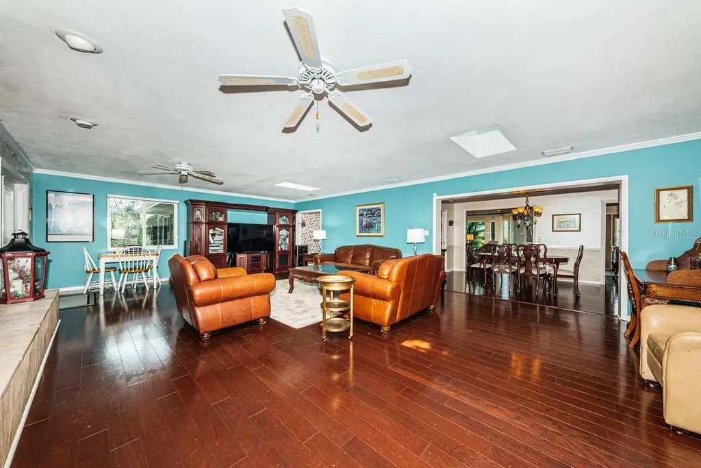 1704 Cypress Avenue Belleair FL 33756