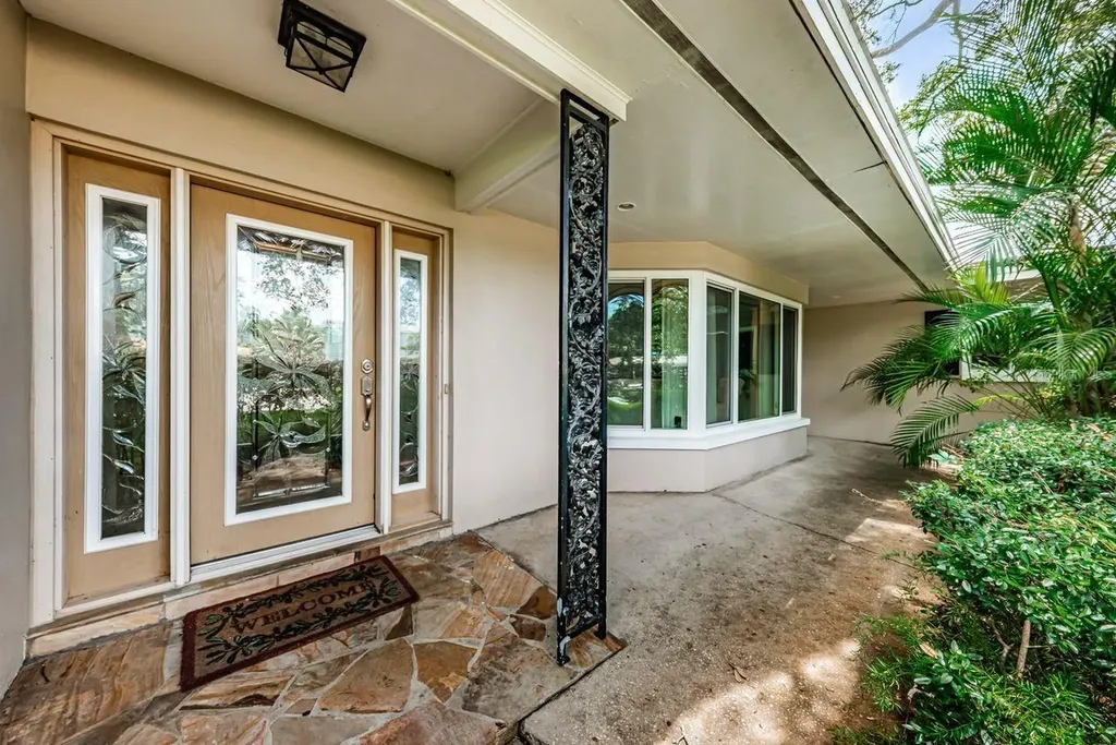 1704 Cypress Avenue Belleair FL 33756
