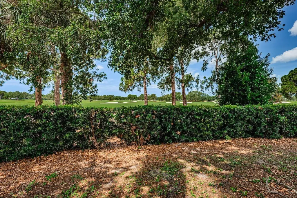 1704 Cypress Avenue Belleair FL 33756