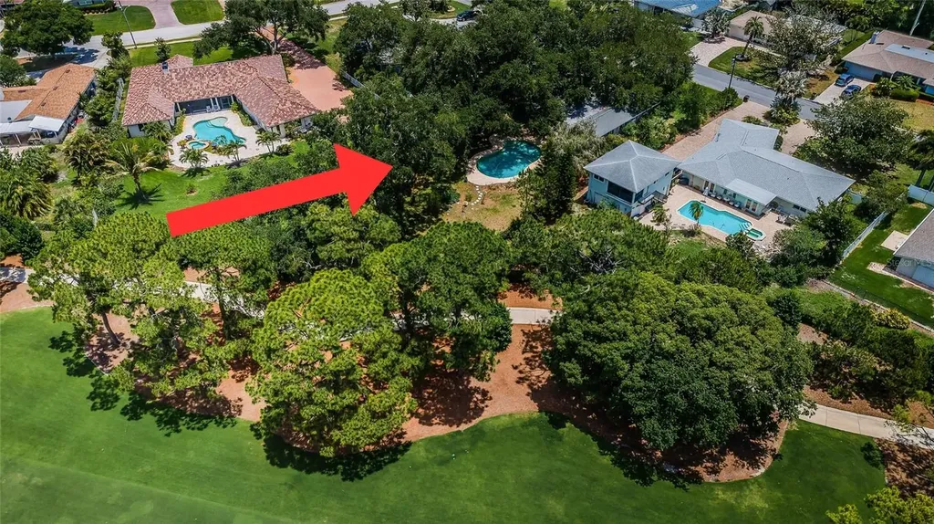 1704 Cypress Avenue Belleair FL 33756
