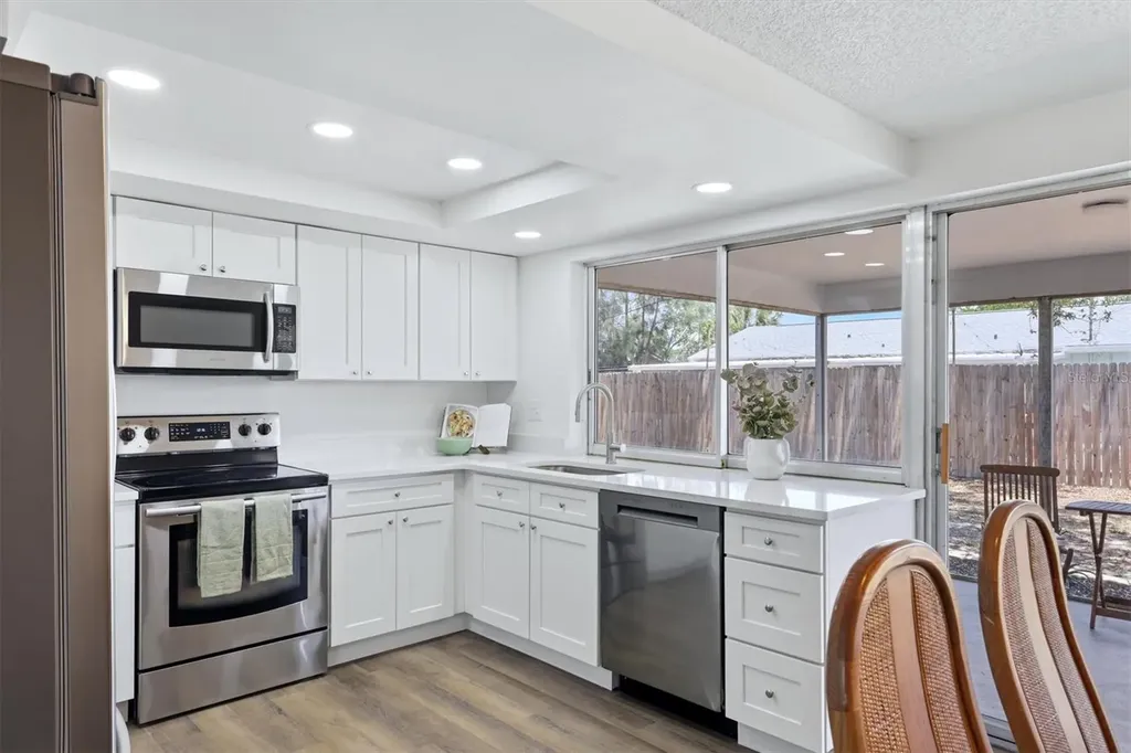 559 Golf And Sea Boulevard Apollo Beach FL 33572