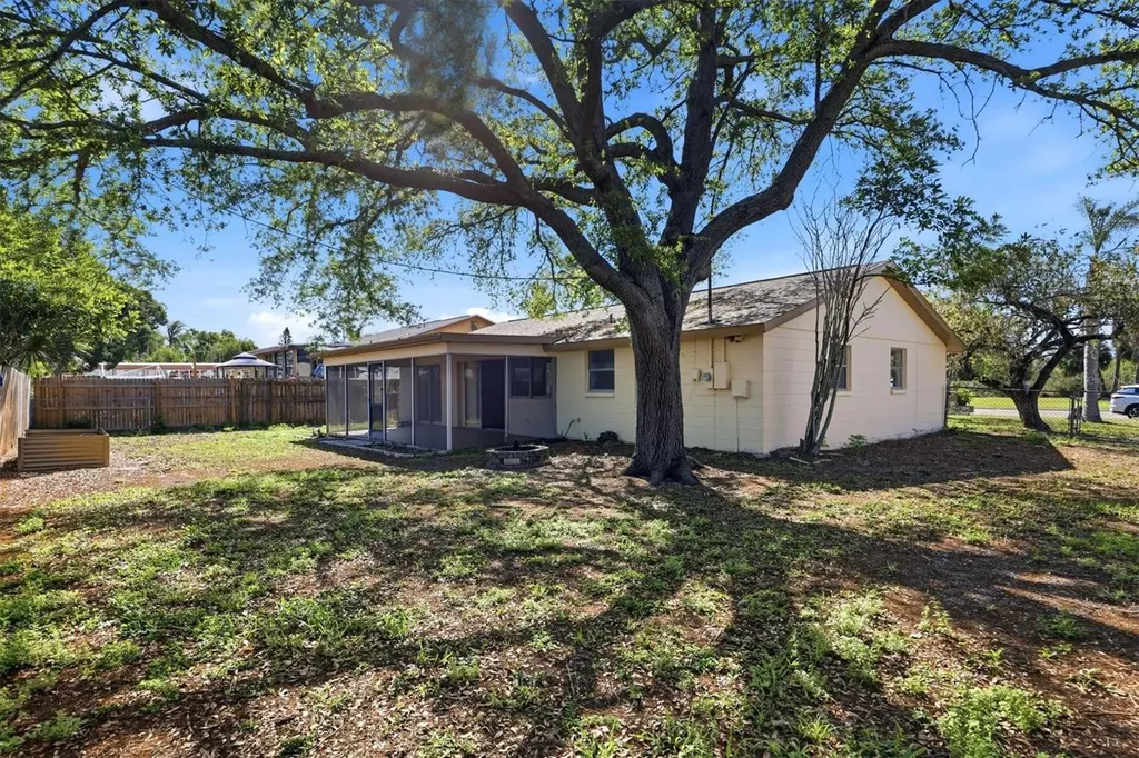 559 Golf And Sea Boulevard Apollo Beach FL 33572