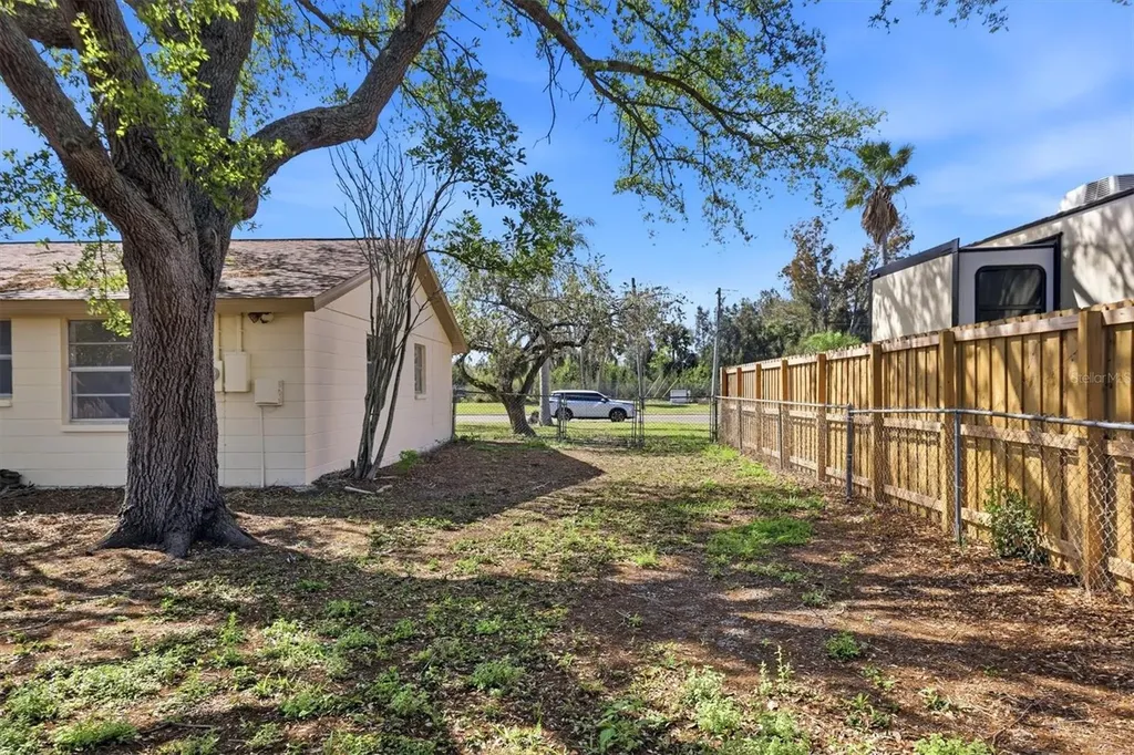 559 Golf And Sea Boulevard Apollo Beach FL 33572