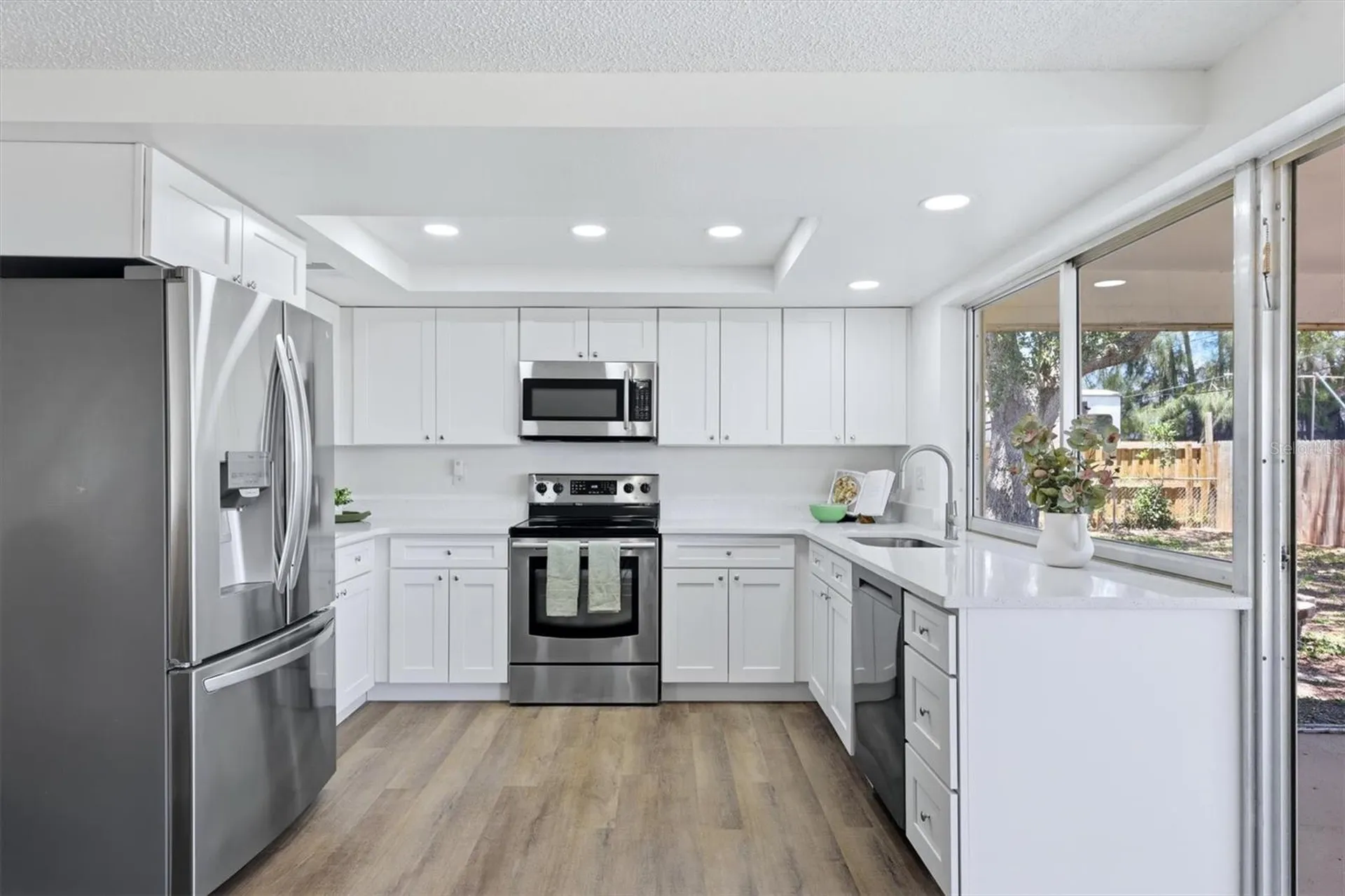 559 Golf And Sea Boulevard Apollo Beach FL 33572