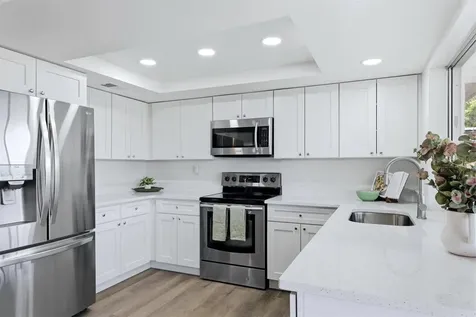 559 Golf And Sea Boulevard Apollo Beach FL 33572