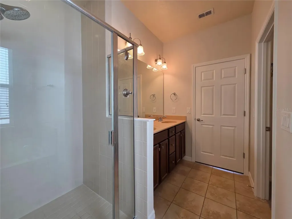 4772 Silver Birch Way Orlando FL 32811