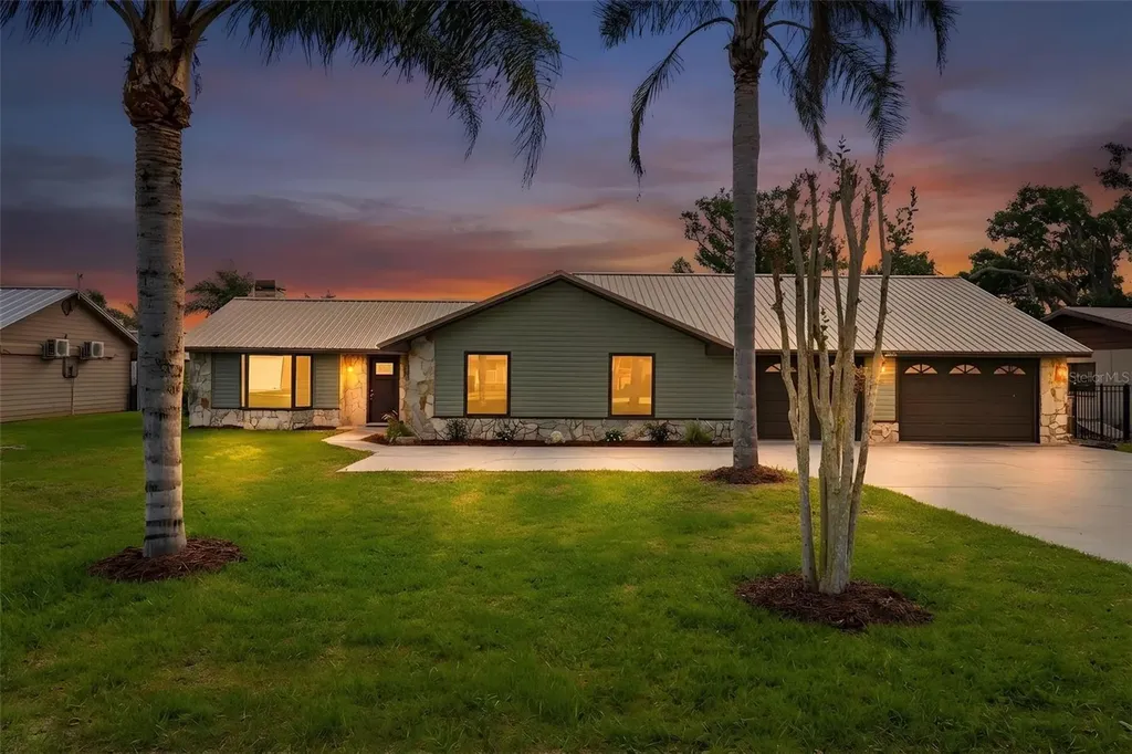 33942 Linda Lane Leesburg FL 34788