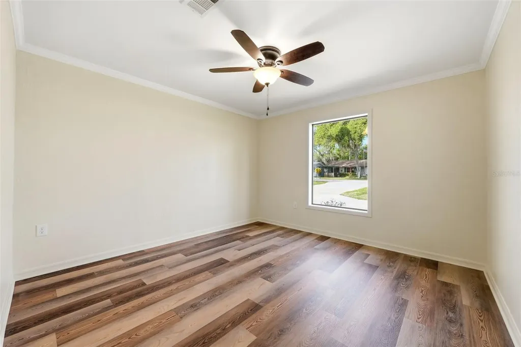 33942 Linda Lane Leesburg FL 34788
