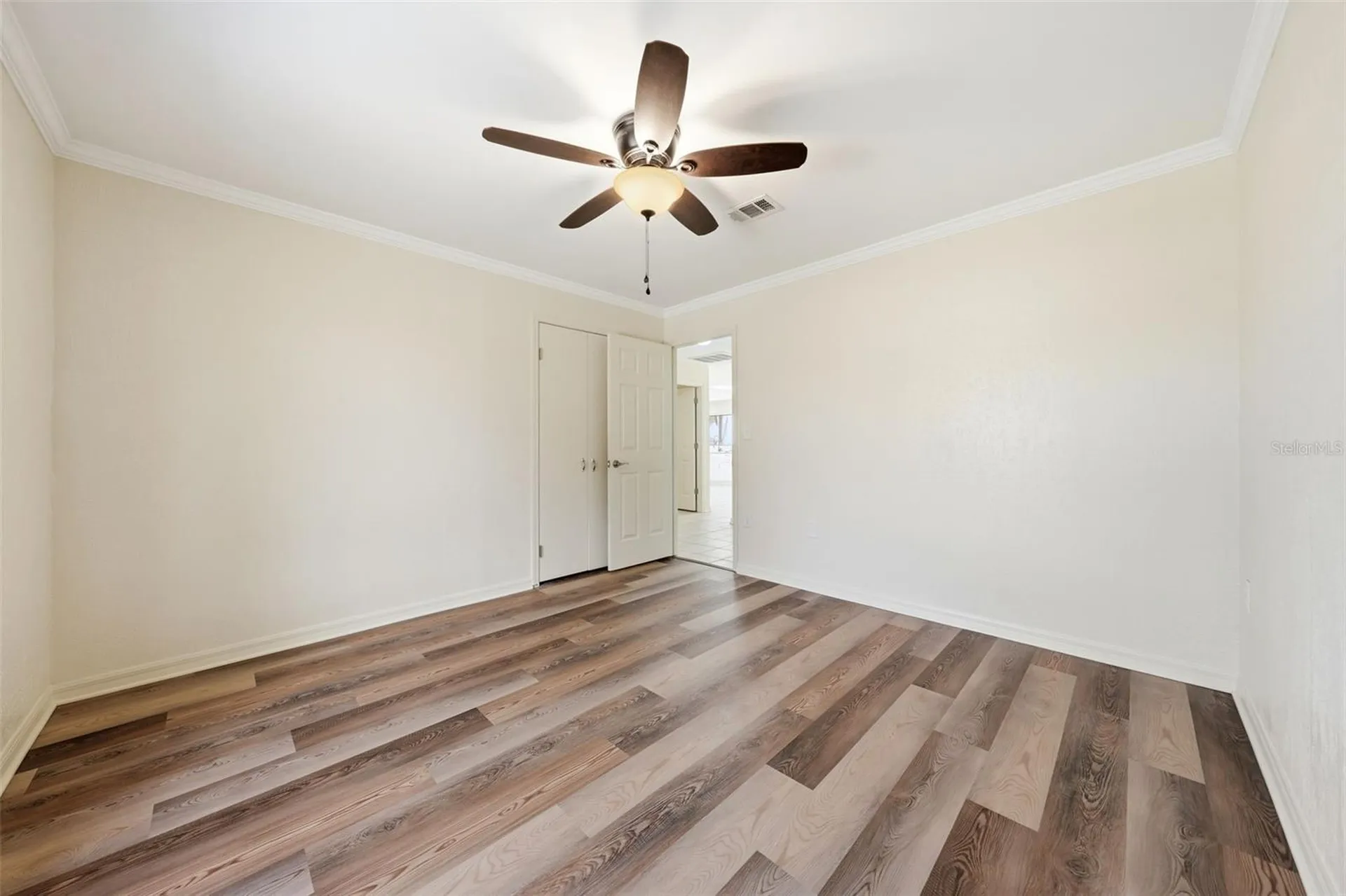 33942 Linda Lane Leesburg FL 34788