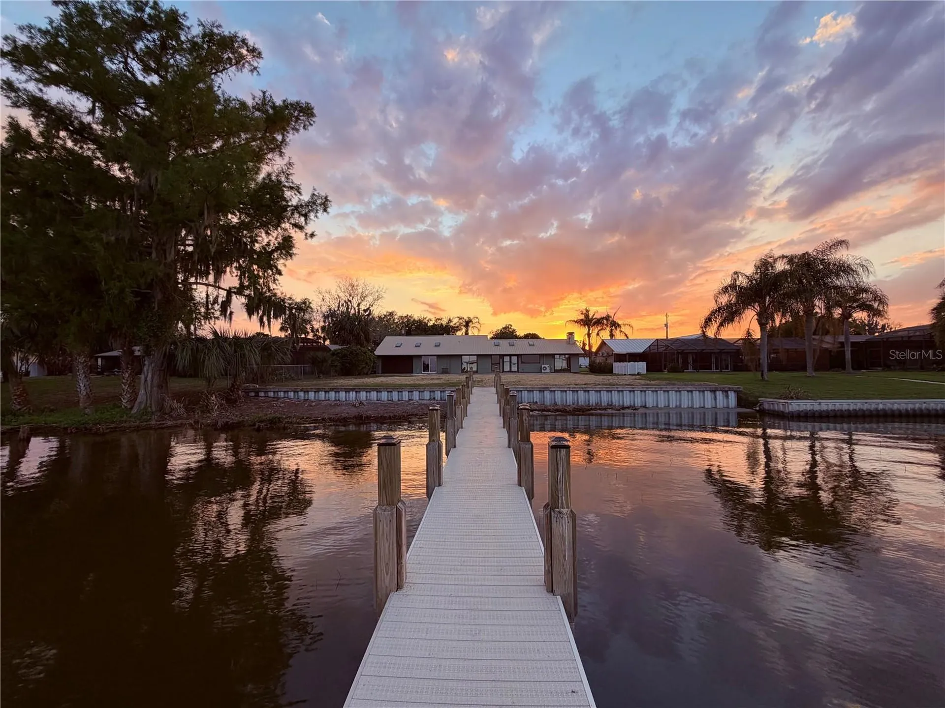 33942 Linda Lane Leesburg FL 34788