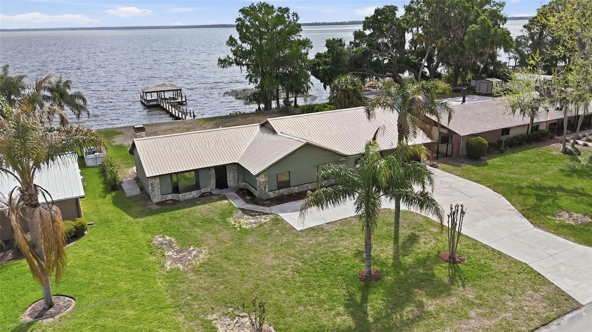 33942 Linda Lane Leesburg FL 34788