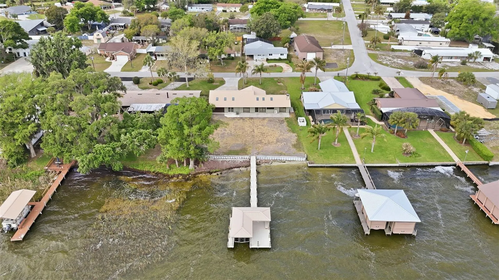 33942 Linda Lane Leesburg FL 34788
