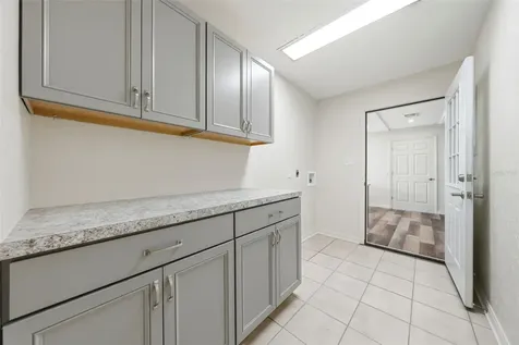 33942 Linda Lane Leesburg FL 34788