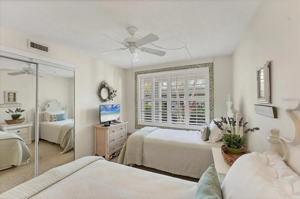 4350 Chatham Drive Longboat Key FL 34228