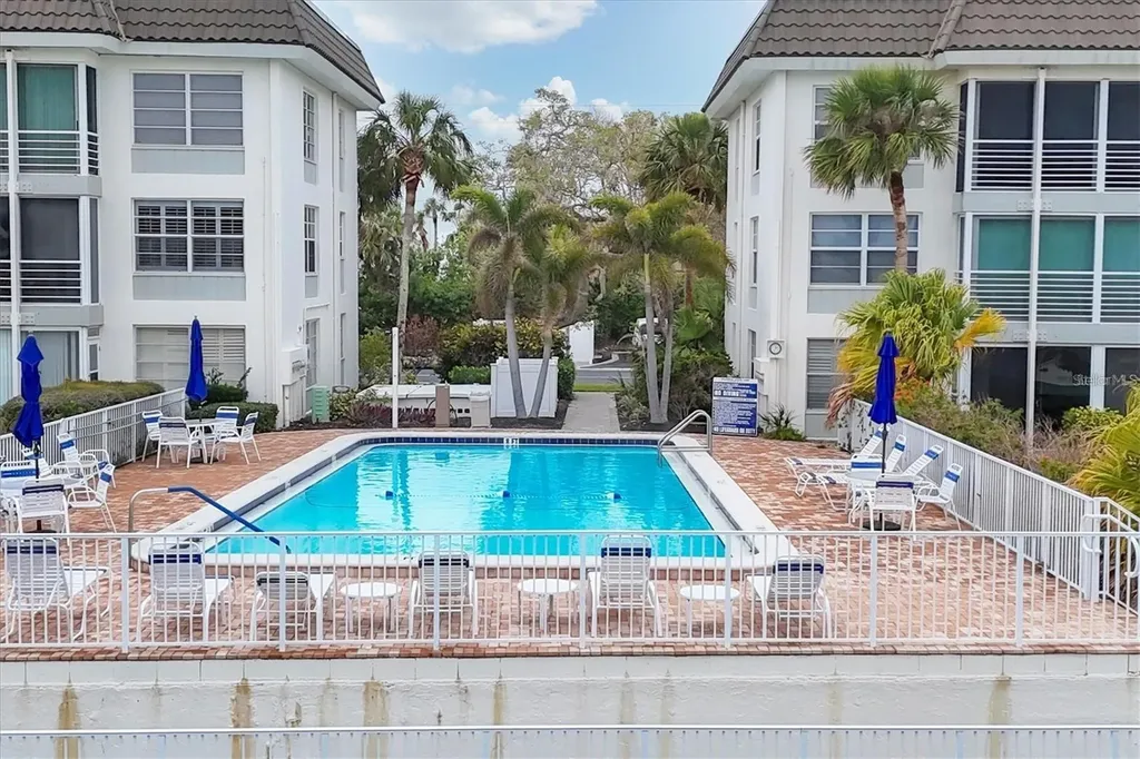 4350 Chatham Drive Longboat Key FL 34228