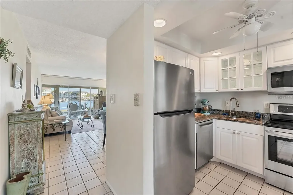 4350 Chatham Drive Longboat Key FL 34228