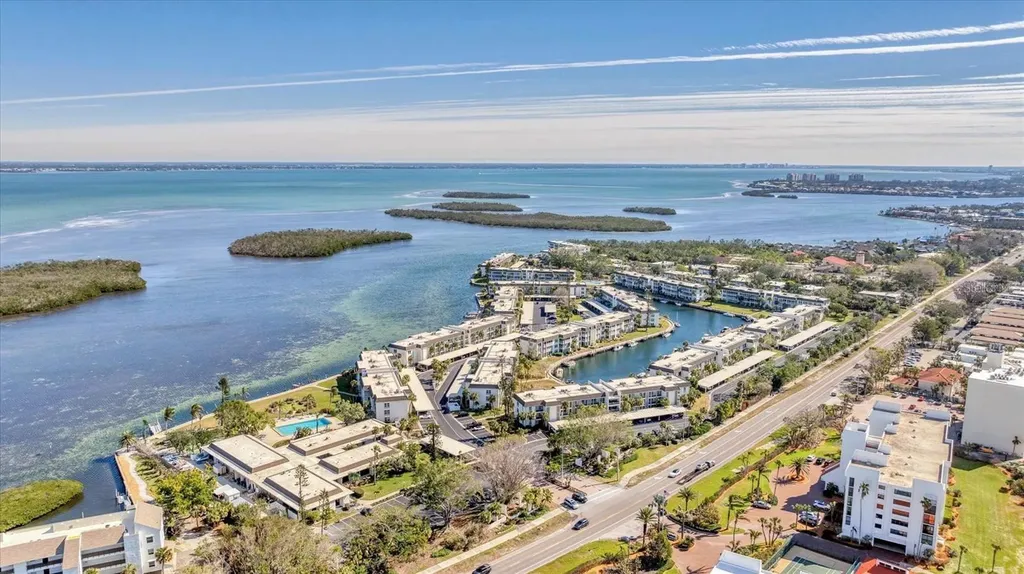 4350 Chatham Drive Longboat Key FL 34228
