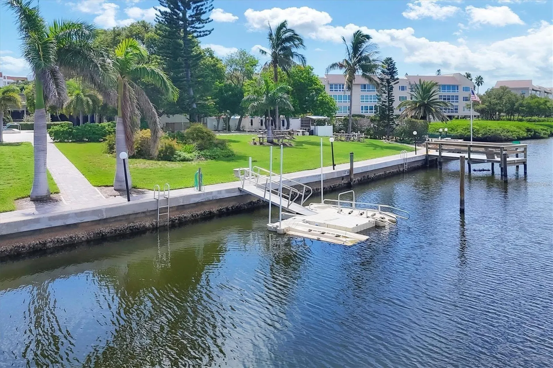 4350 Chatham Drive Longboat Key FL 34228