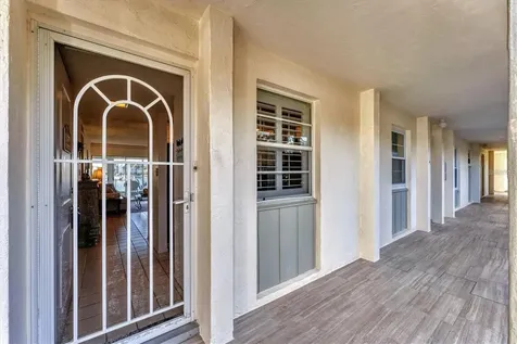 4350 Chatham Drive Longboat Key FL 34228