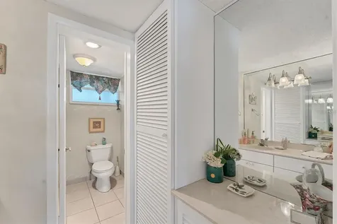 4350 Chatham Drive Longboat Key FL 34228