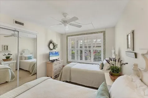 4350 Chatham Drive Longboat Key FL 34228