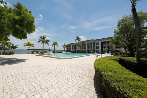 4350 Chatham Drive Longboat Key FL 34228