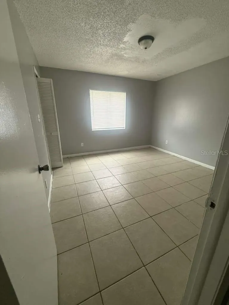 5207 Via Hacienda Circle Orlando FL 32839