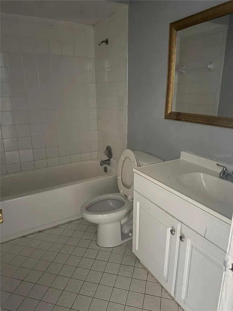 5207 Via Hacienda Circle Orlando FL 32839