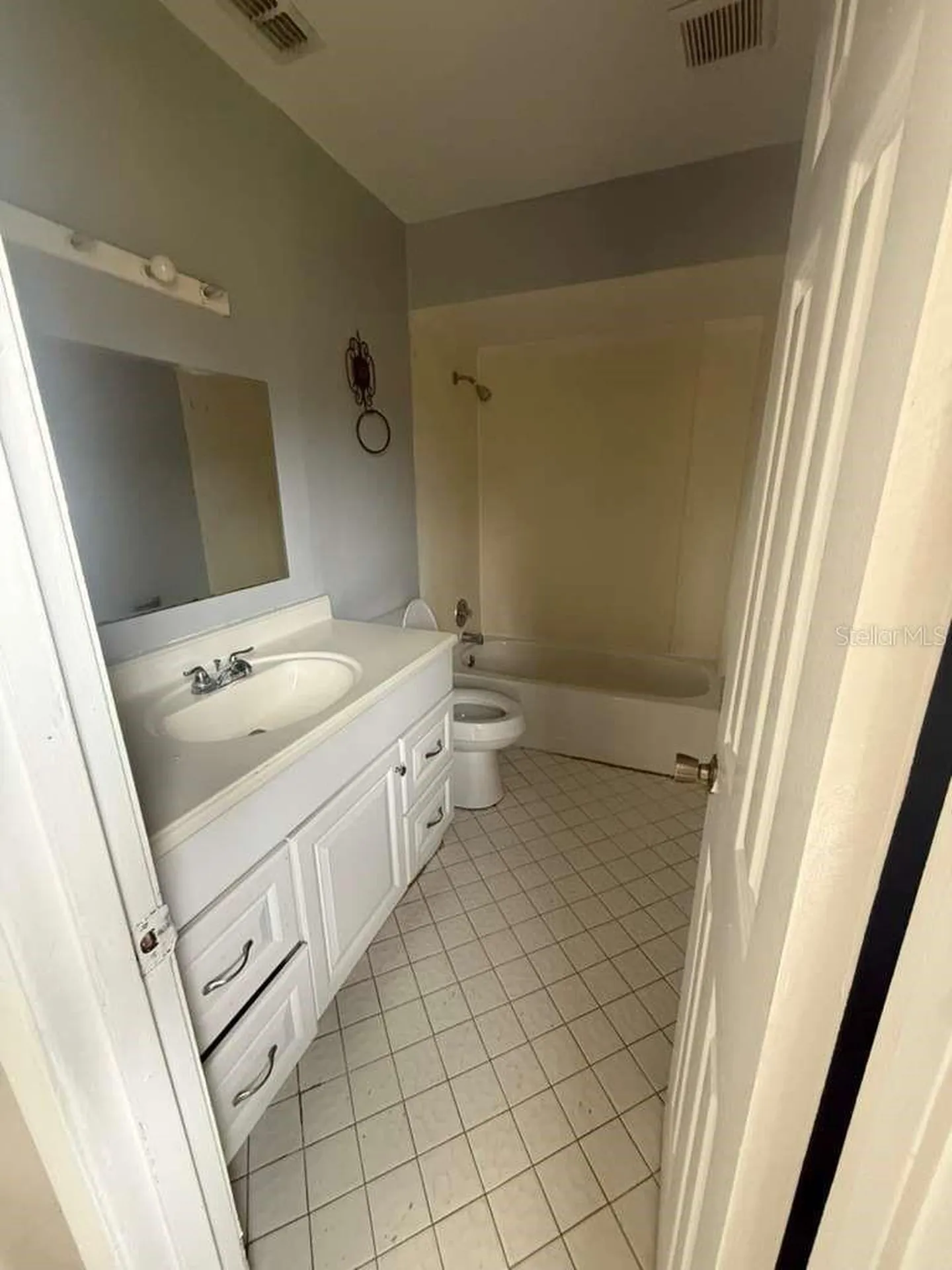 5207 Via Hacienda Circle Orlando FL 32839