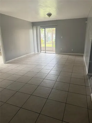5207 Via Hacienda Circle Orlando FL 32839
