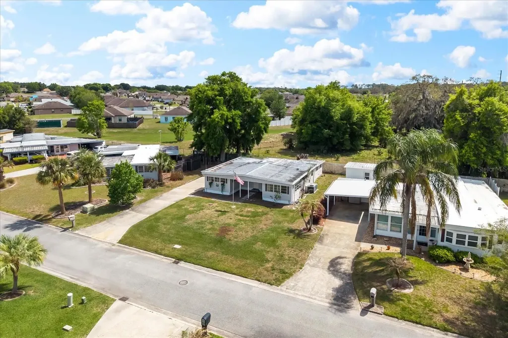 11504 Hickory Lane Tavares FL 32778