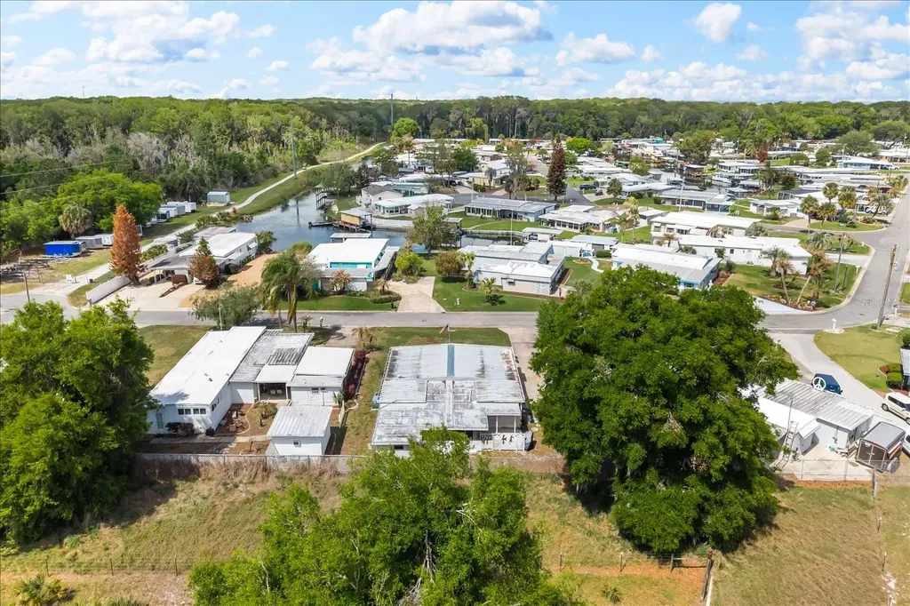 11504 Hickory Lane Tavares FL 32778