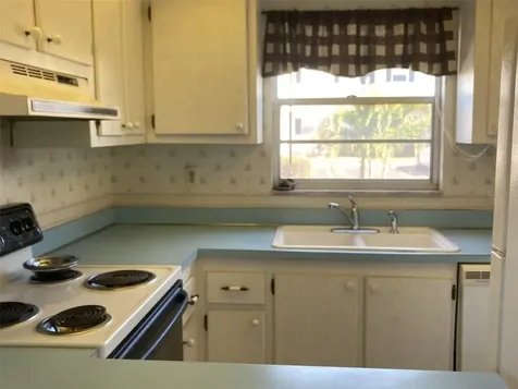 202 47th Avenue Drive W Bradenton FL 34207