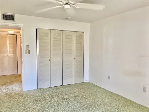 202 47th Avenue Drive W Bradenton FL 34207