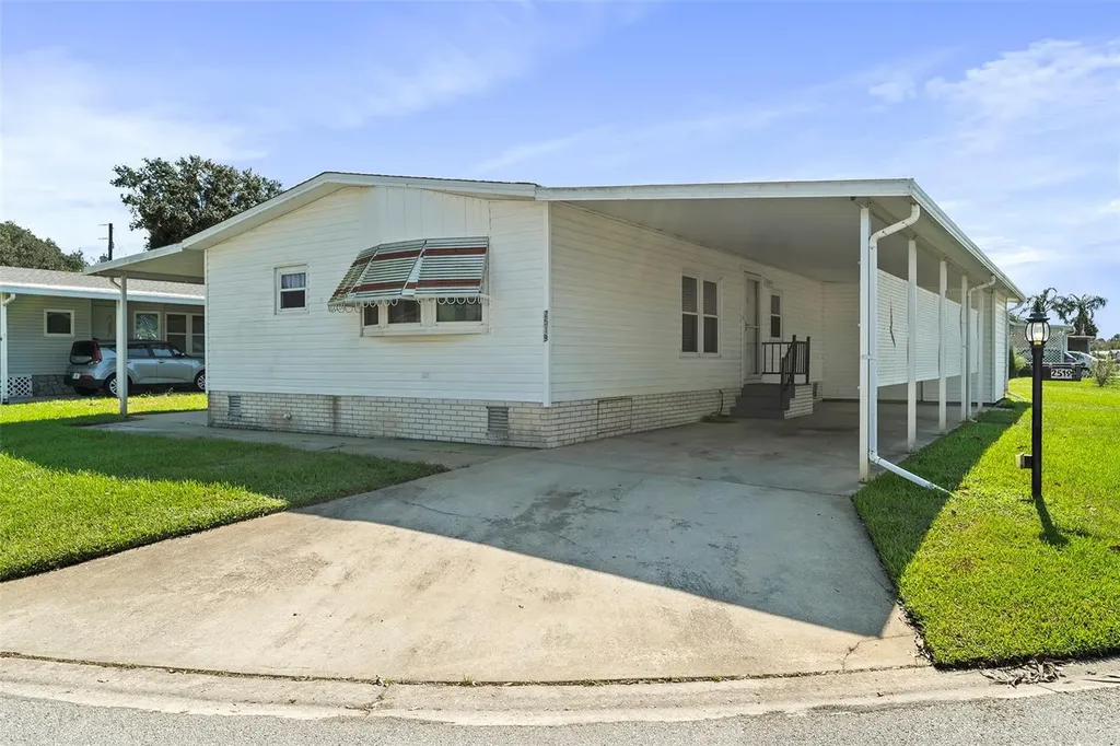 2519 Independence Lane St Cloud FL 34772
