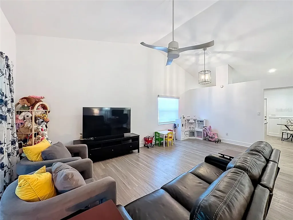 10405 Cresto Delsol Circle Orlando FL 32817