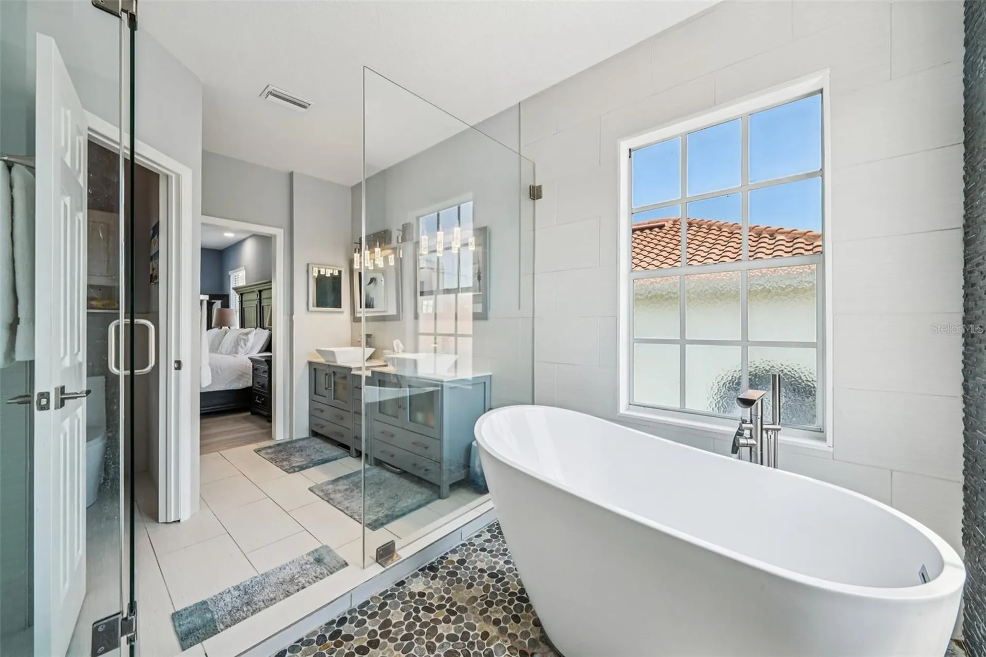 750 Sand Pine Drive NE St Petersburg FL 33703