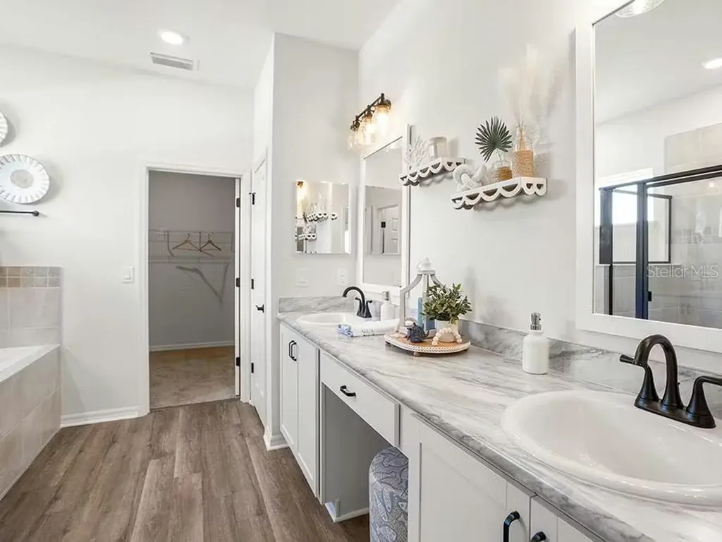 8687 Wildflower Fields Lane Wildwood FL 34785