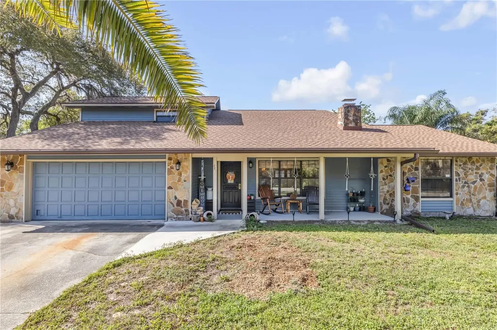 281 Galbraith Avenue Oak Hill FL 32759