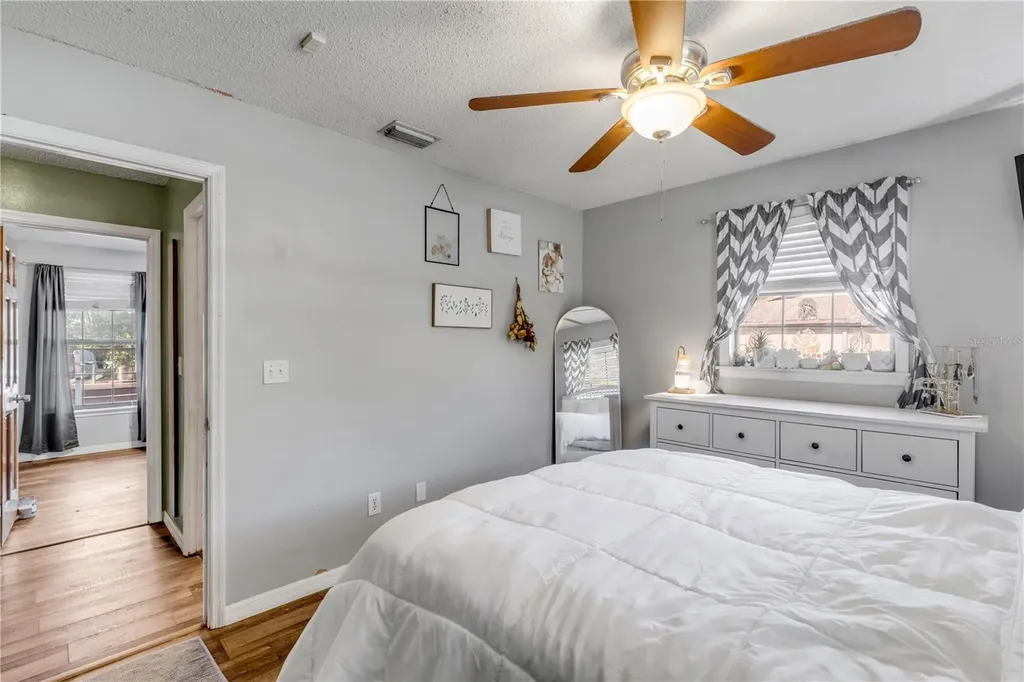 281 Galbraith Avenue Oak Hill FL 32759