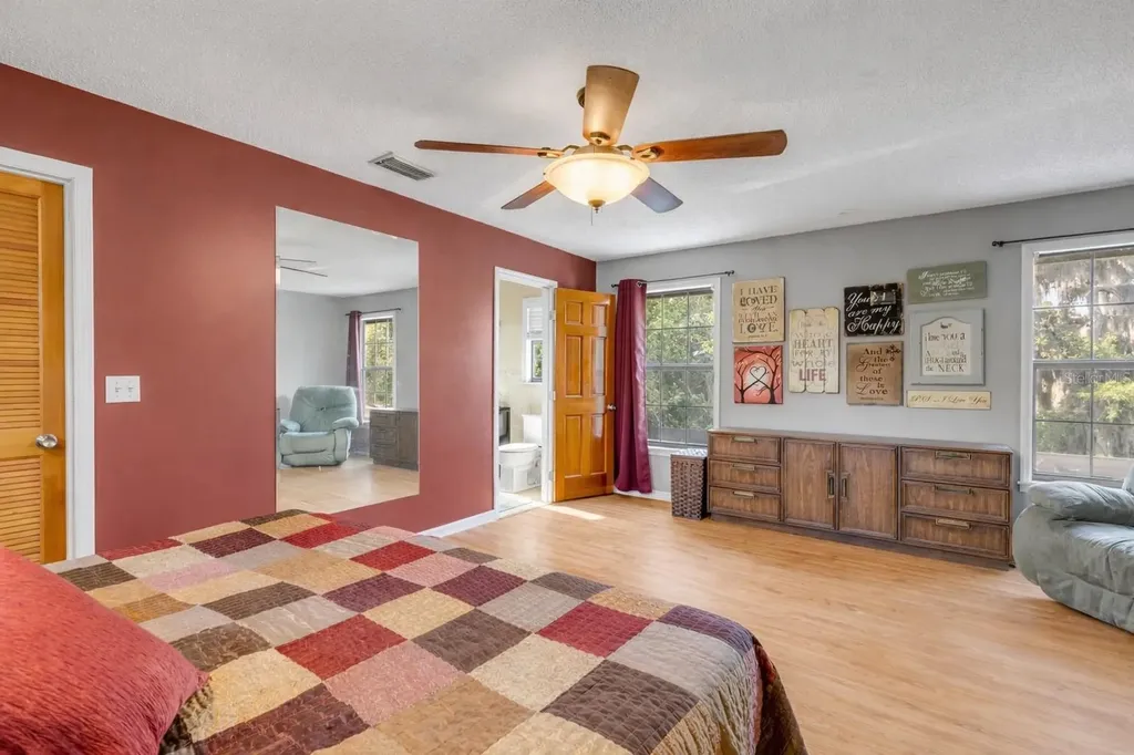 281 Galbraith Avenue Oak Hill FL 32759