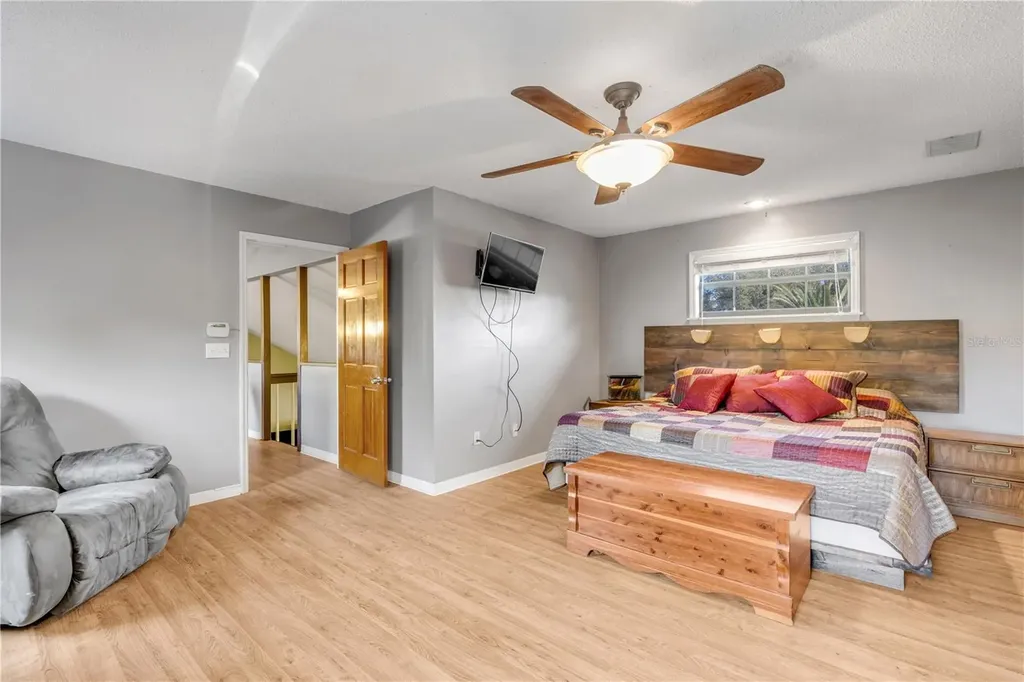 281 Galbraith Avenue Oak Hill FL 32759