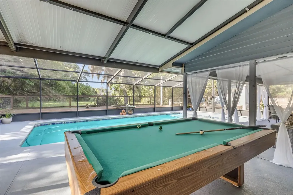 281 Galbraith Avenue Oak Hill FL 32759