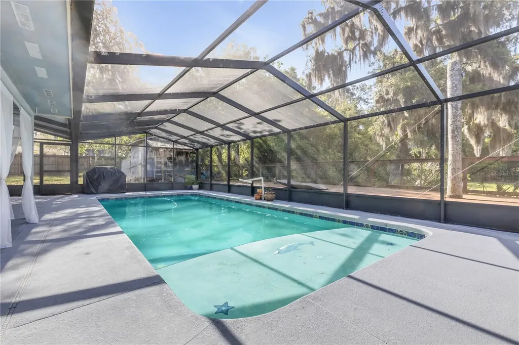 281 Galbraith Avenue Oak Hill FL 32759