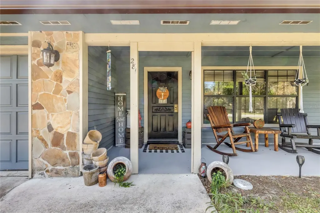 281 Galbraith Avenue Oak Hill FL 32759